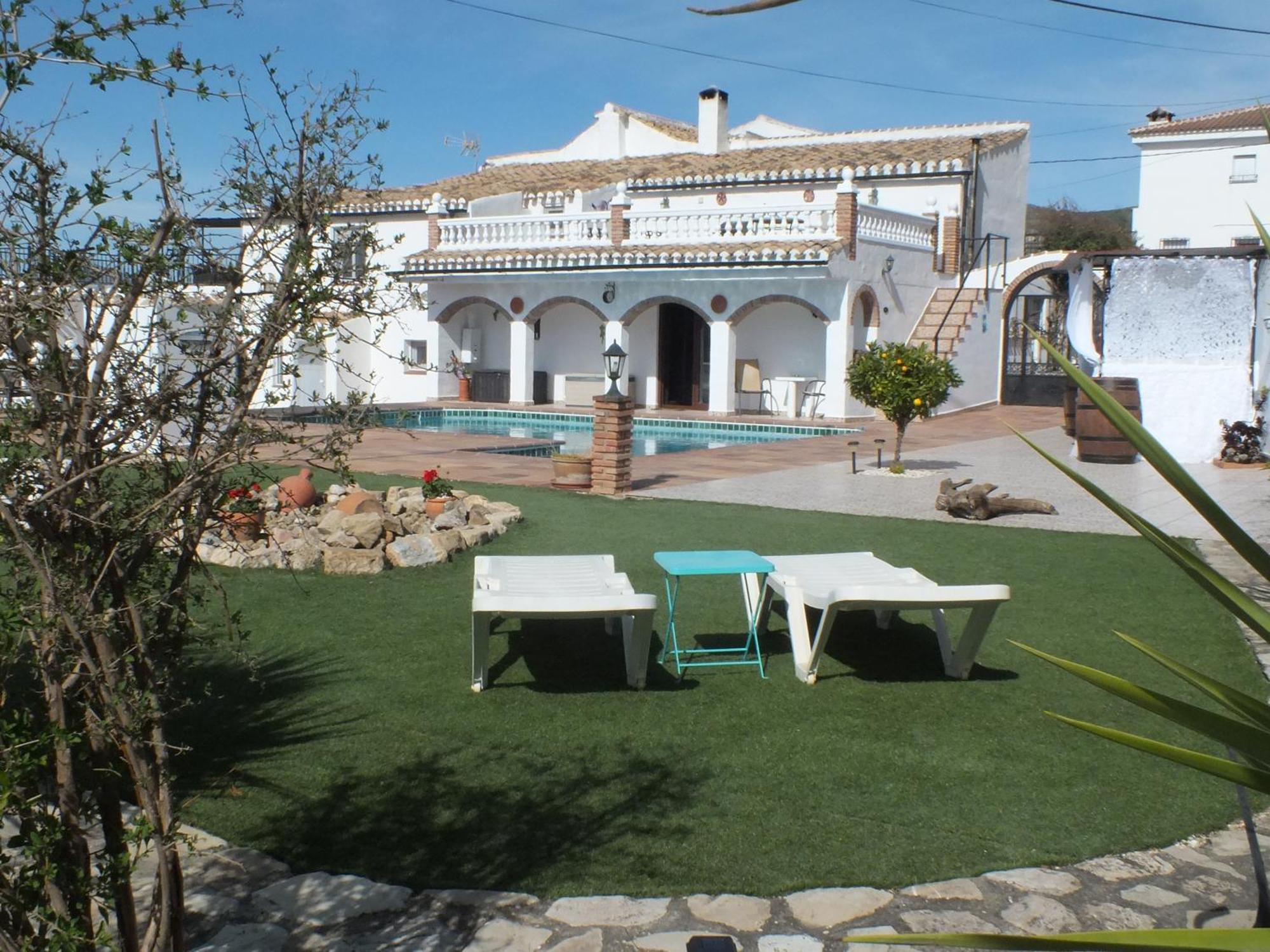 Kayenne Holiday Rentals Iznájar エクステリア 写真