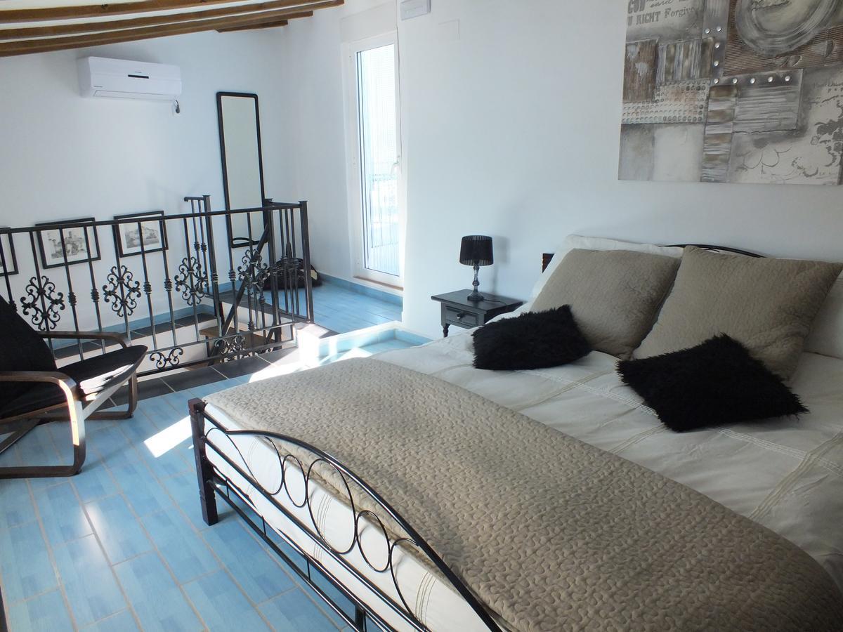 Kayenne Holiday Rentals Iznájar エクステリア 写真