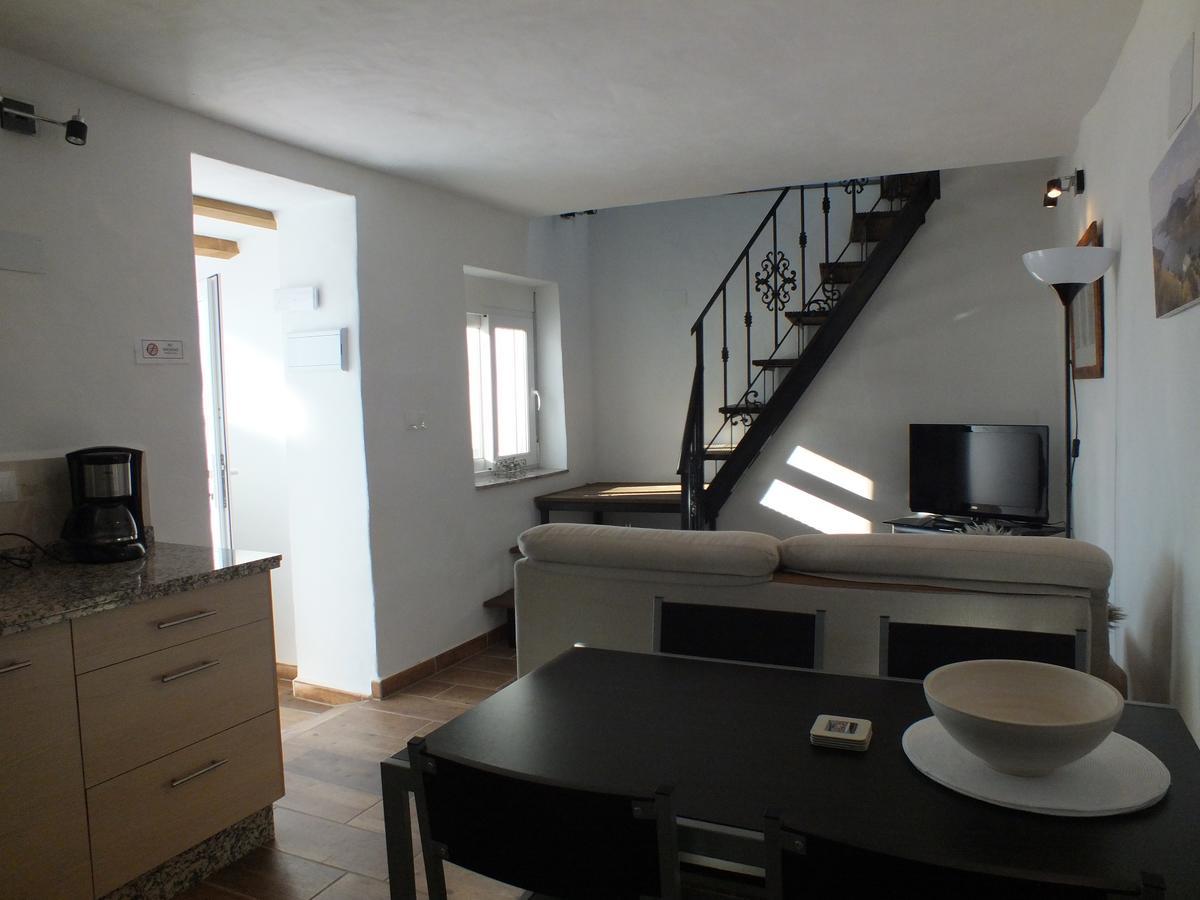 Kayenne Holiday Rentals Iznájar エクステリア 写真